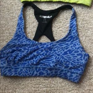 Sports bra